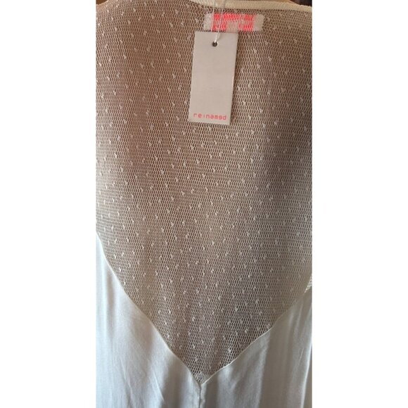 Renamed White Sleeveless V-Neck Tunic Top With Ruffle Hem & Sheer Back Panel - Picture 5 of 5